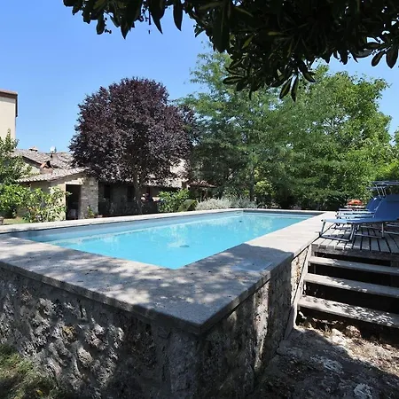 Tinaio Apartment *